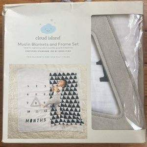 Muslin Blankets and Frame Set